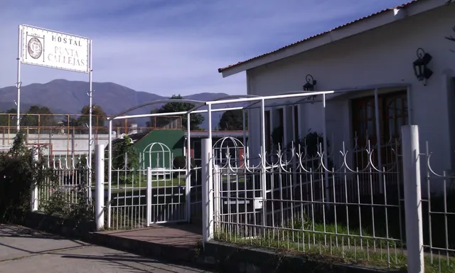Hostal Punta Callejas