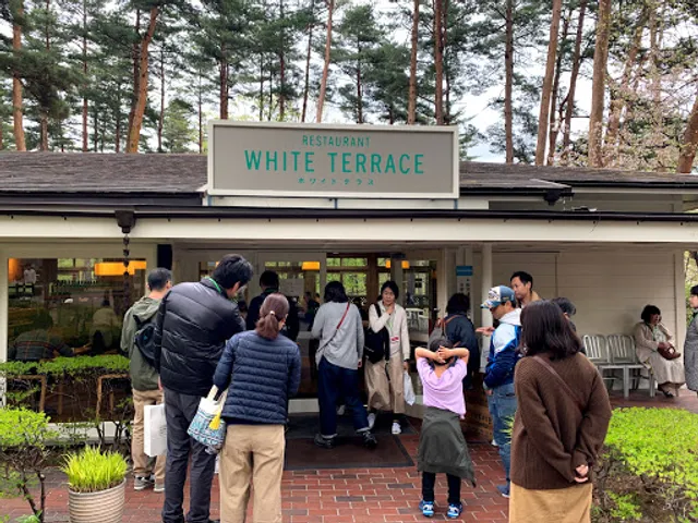 ホワイト テラス