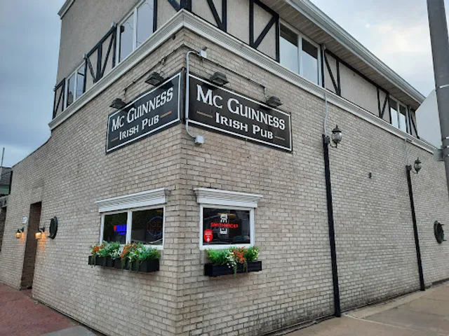 McGuinness Irish Pub