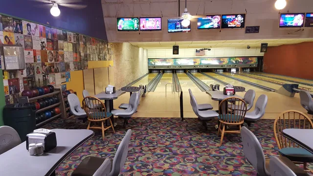 Uncle bob's bowling center