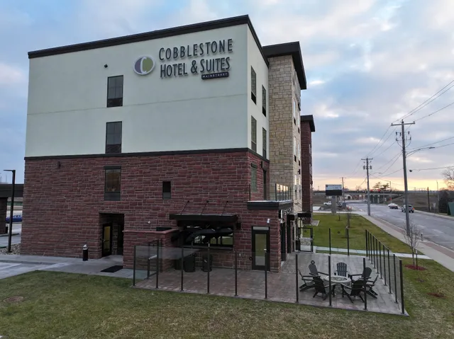 Cobblestone Hotel & Suites - Ottumwa
