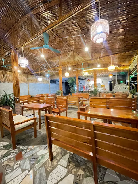 Lucky star Bar - Restaurant