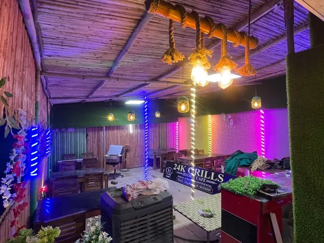 24K GRILLS , Cafe and Lounge