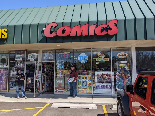 Graham Crackers Comics of Downers Grove