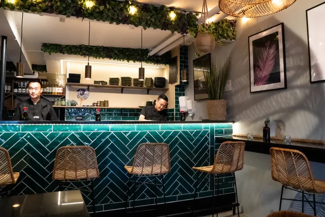 Lulu Poké & Sushi Bar