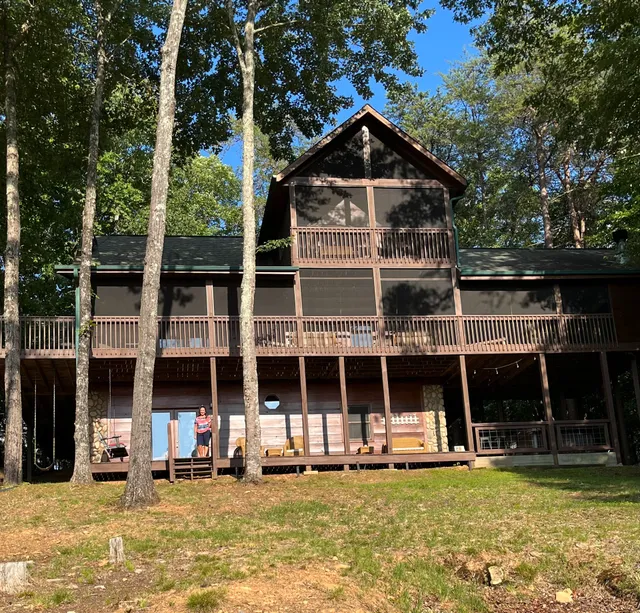 Sunset Ridge Aska Cabin