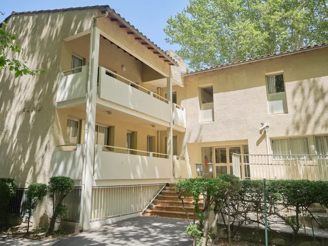 Hôtel - Auberge Bagatelle Avignon