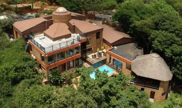 El Cazador Guest House