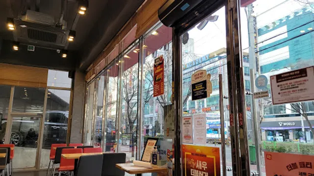 롯데리아 김해내외DI점