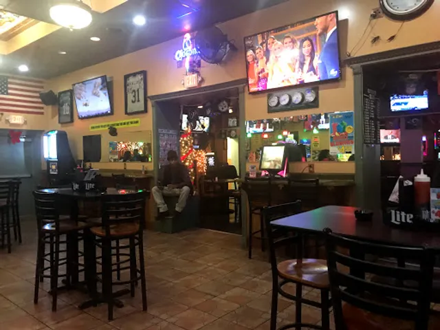 Double D Bar & Grill