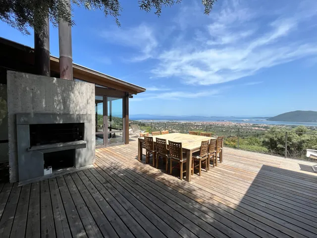 Apanemia Luxury Villa