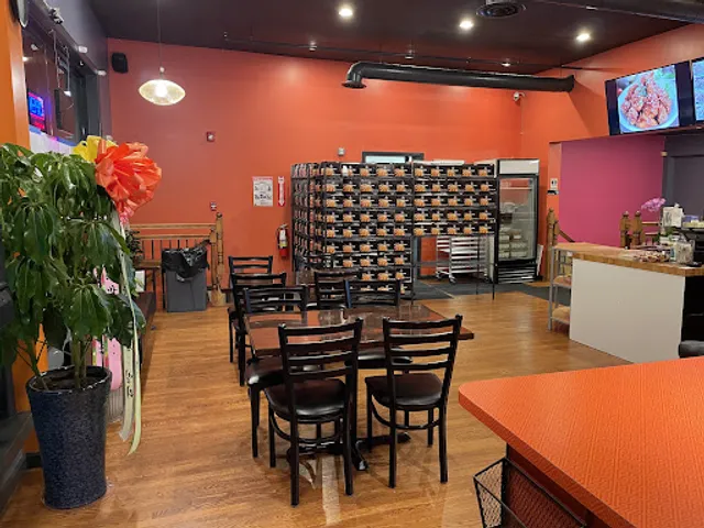 돈치킨 Don Chicken Closter