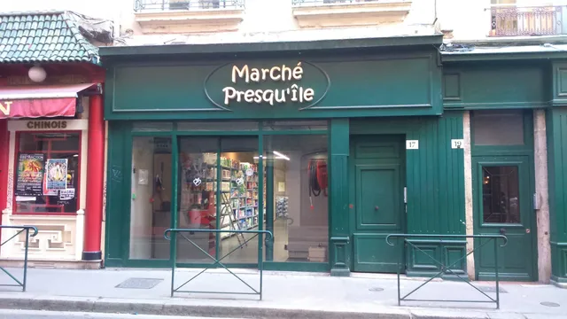 Marché Presqu' Île