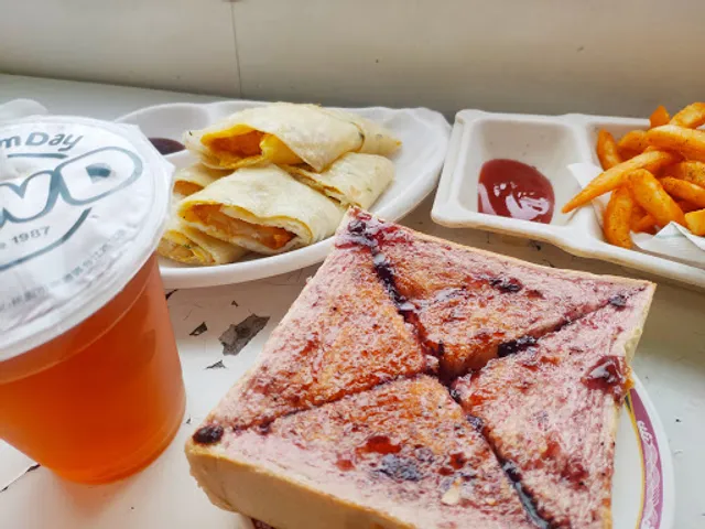 麥味登 東文澳店