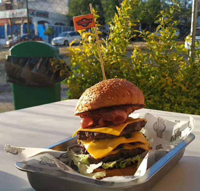 Chuchupa Burger