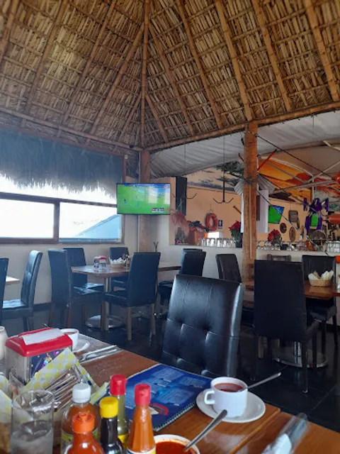 EL BUCANERO SEA FOOD & BAR