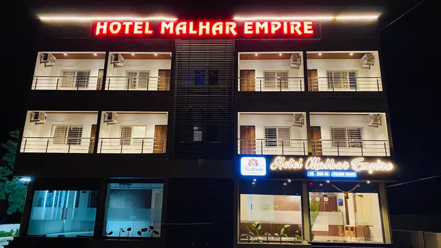 Hotel Malhar Empire
