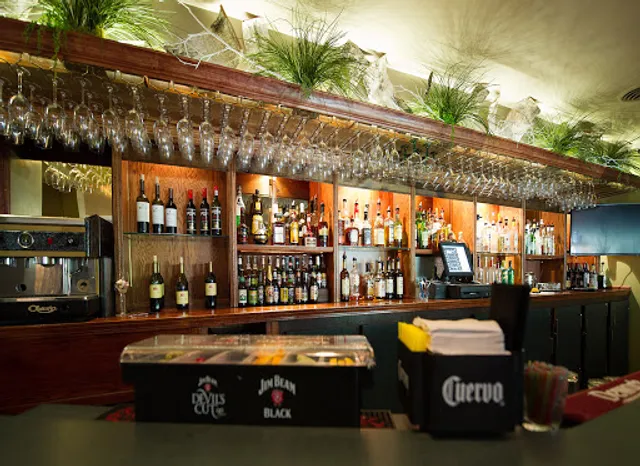 Sandra's on the Park