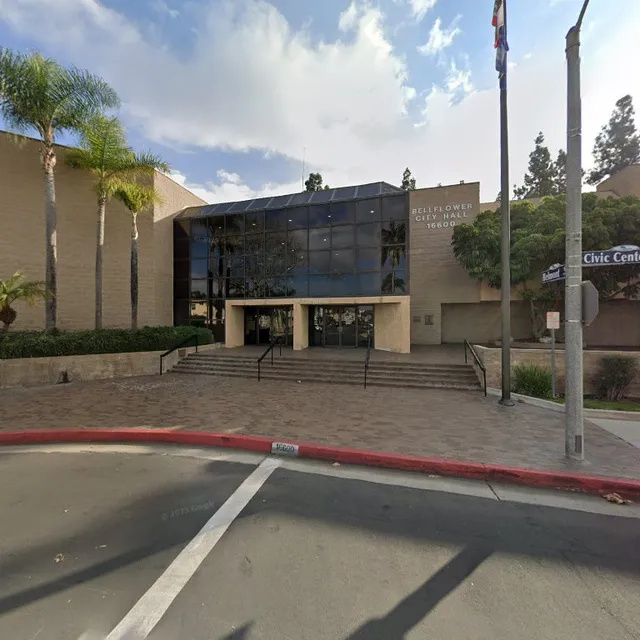 16600 Civic Center Dr