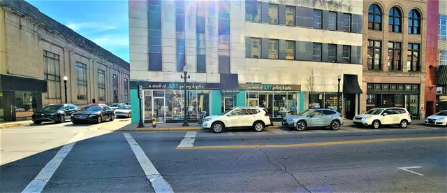 A Work of Art Gallery & Gifts