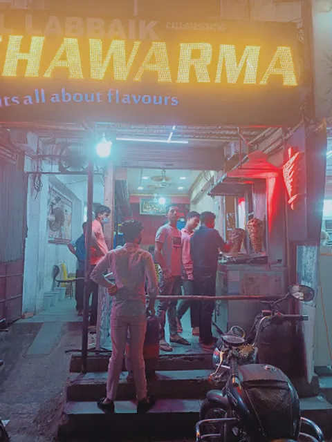 Al-Labbaik Shawarma Lateef