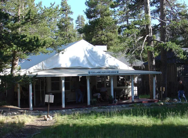 Tuolumne Meadows Lodge