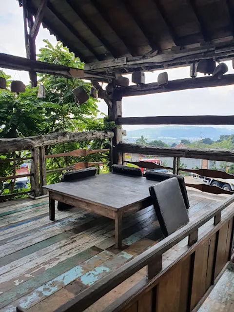 Joglo Agung Resto & Gallery