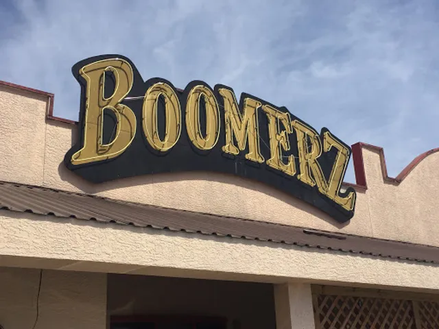 Boomerz