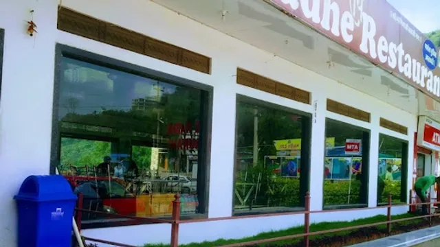 Radhe Radhe Restaurant