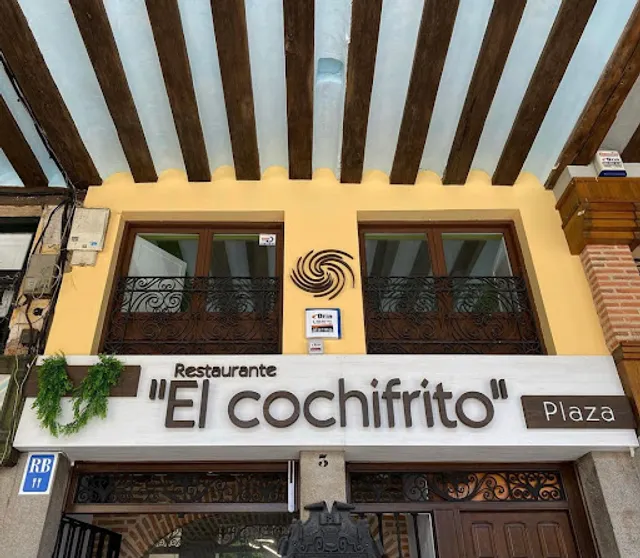 Restaurante Cochifrito Plaza.