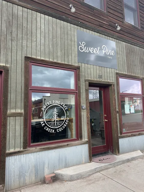 Sweet Pine Cafe