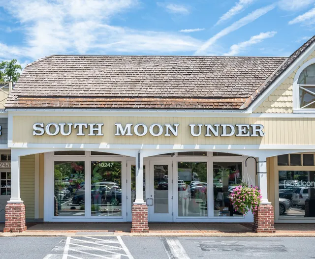 South Moon Under
