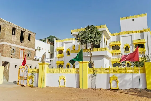 OYO 29714 Mumal Resort