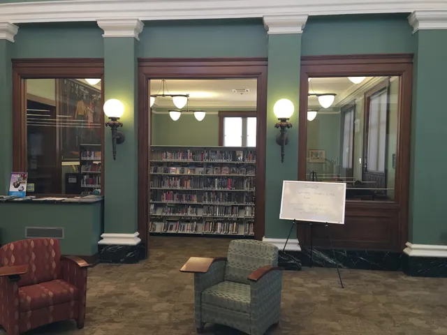 St. Louis Public Library