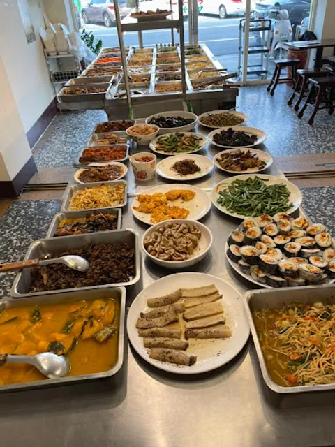 素真香素食自助餐