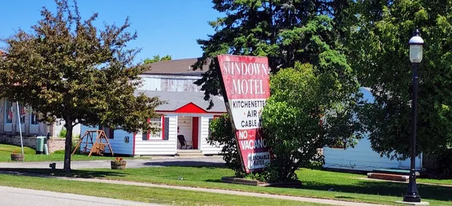 Sundown Motel