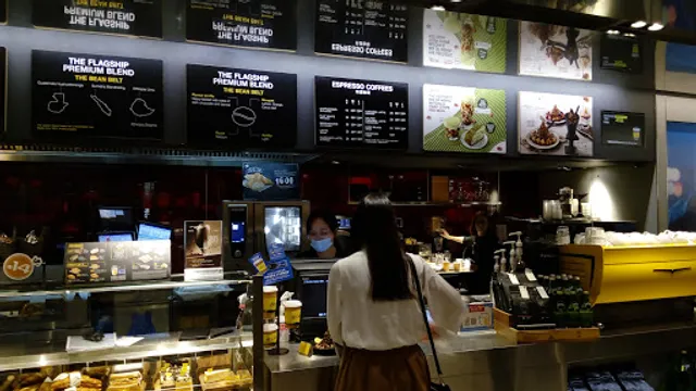 McDonald's (King Kwong Street)