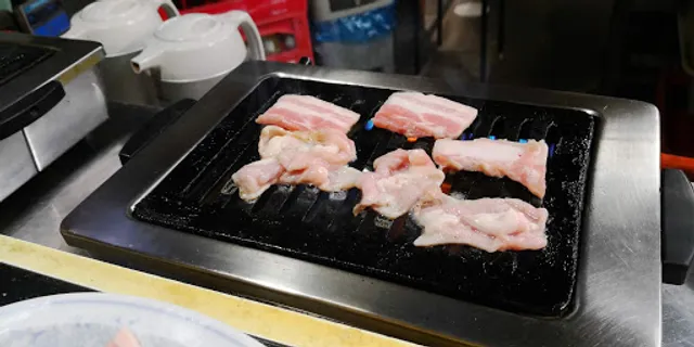 はやし焼肉店