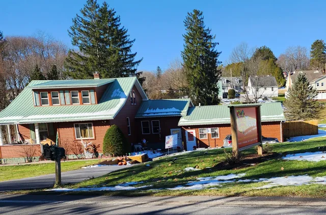 KTEE'S SCREENPRINTING & EMBROIDERY