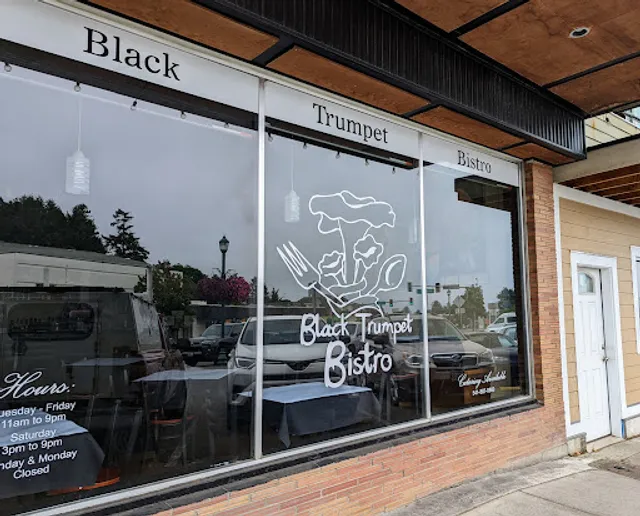 Black Trumpet Bistro