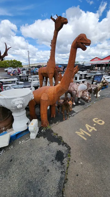 Denio's Auction Yard