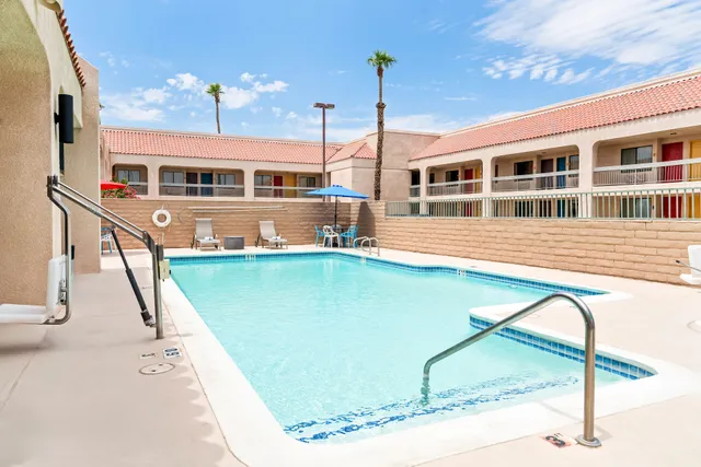Signature Inn Indio I-10 Coachella Valley by Sonesta