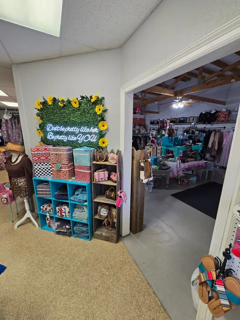 Annabella Elizabeth Fern Boutique