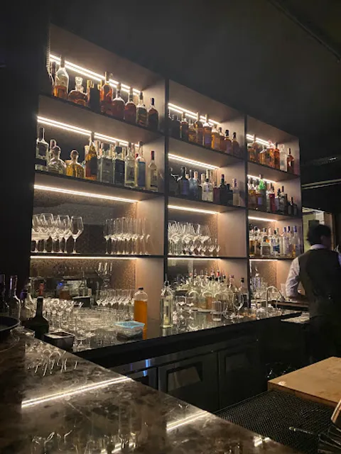 Groovin High Jazz Bar