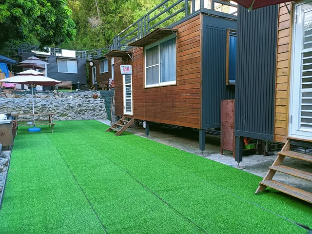 小琉球只有幾間民宿 (雙螢幕投影ktv/包棟/烤肉)