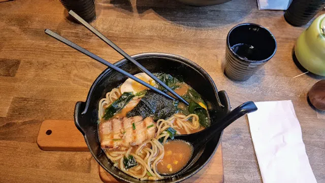 Maki & Ramen