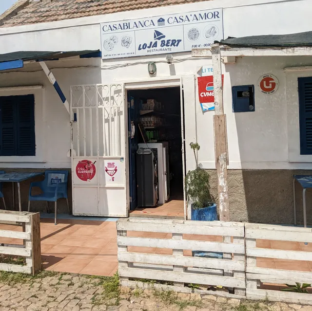 Mariama in Morro - Loja Bert Restaurante