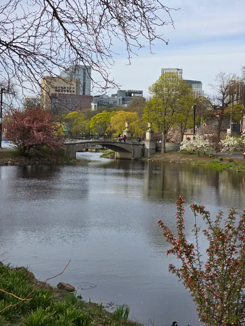 Esplanade Cycling and Trekking Path