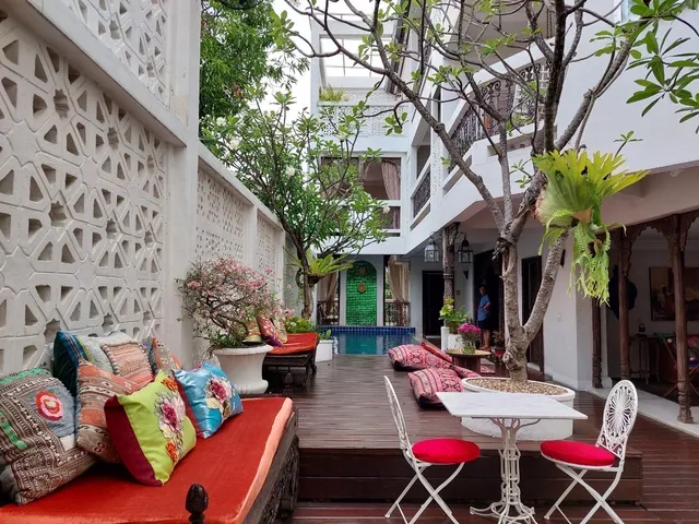 At NIman Conceptual Home