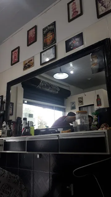 Victor Barber